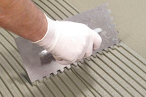 FLOOR-ADHESIVE-APPLICATION